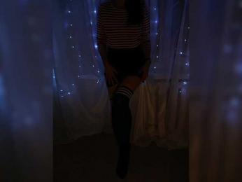 BumbleCrazzzy webcam model stream image