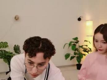 pinktwinss webcam model stream image