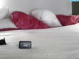 tastethepeach webcam model stream image