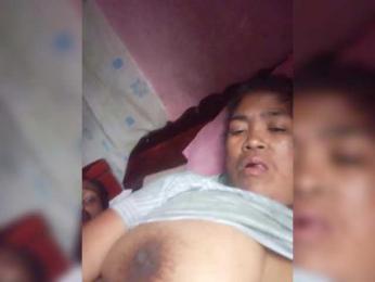 Aiiina webcam model stream image