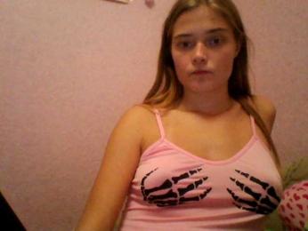 HappyEmily webcam model stream image