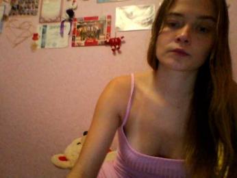 HappyEmily webcam model stream image