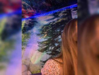 -Summer- webcam bongacams model stream image