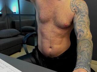 Armand webcam flirt4free model stream image