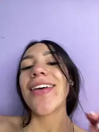 Marianahb-e webcam model stream image