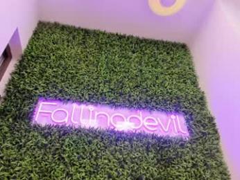 hotfallingdevil webcam model stream image