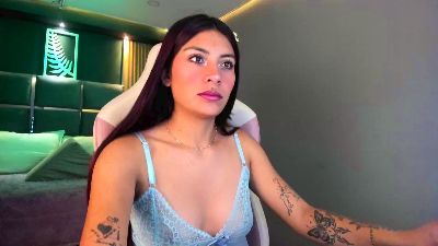 MilaRoses webcam model stream image