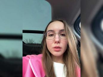 Milkaff- webcam model stream image