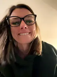 LadyLena1 webcam model stream image