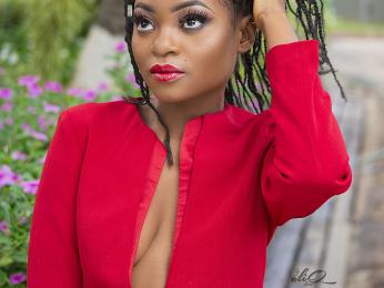 AmaAmivie webcam model stream image