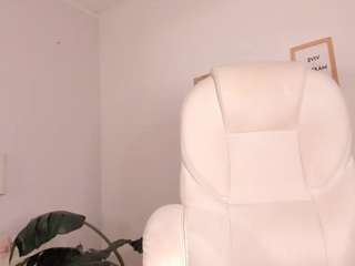 amberhearrd webcam model stream image