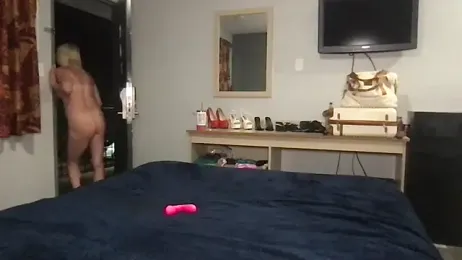 TiffaneyLove webcam model stream image