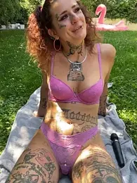 BlazyKitsune- webcam model stream image