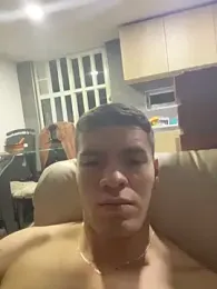 ALPHA_DOMINUS_ webcam model stream image