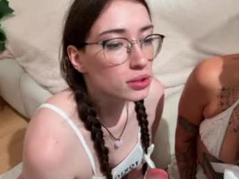 kellyberry__ webcam model stream image