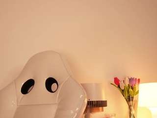 bella-rossi webcam model stream image