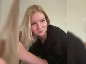 Amelia2004 webcam bongacams model stream image