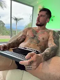 DimitriSullivan_ webcam stripchat model stream image