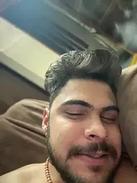 Hornybeardguy webcam model stream image