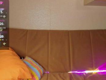 Alicenextdoor webcam model stream image