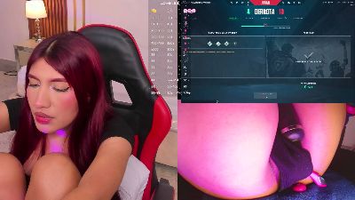 MiaVoss_ webcam model stream image