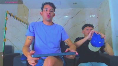 Addulth_friends webcam model stream image