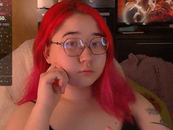 peach-girl webcam model stream image