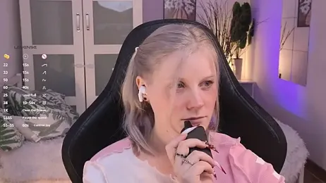 ShineJoan webcam model stream image