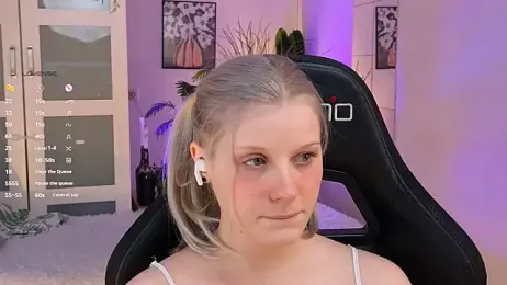 ShineJoan webcam model stream image