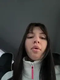 JulliaVegas webcam model stream image