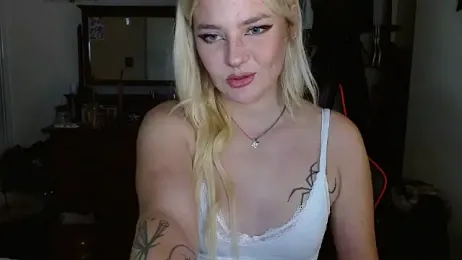 April_LoveUK webcam model stream image