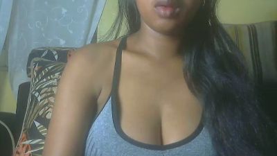 queenihot webcam model stream image