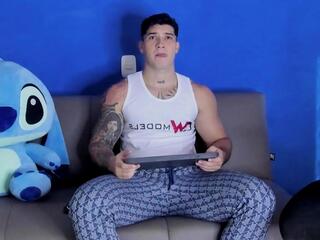 Niick Kollins webcam model stream image