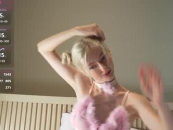 yournaughtymiss webcam model stream image