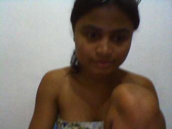 Carennehot2 webcam bongacams model stream image