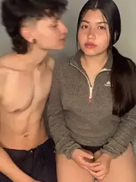 Damn__Love webcam model stream image