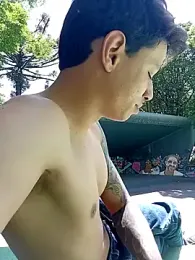 Novin4i20 webcam model stream image