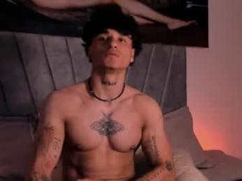 thomas_fit1 webcam model stream image