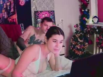 closertous webcam model stream image