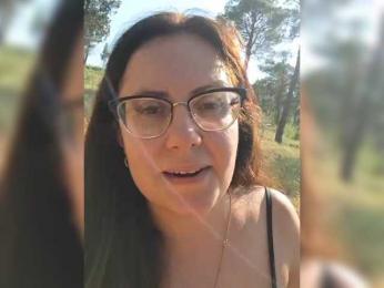 mandarinka28 webcam model stream image