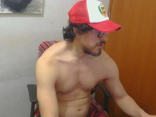 Guiverno webcam flirt4free model stream image