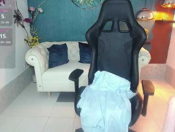 Miaynocolucci webcam model stream image