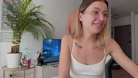 reallove_x webcam stripchat model stream image