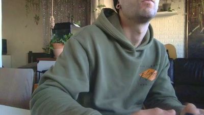 AleBMI webcam model stream image