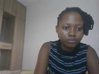 Queendons webcam bongacams model stream image