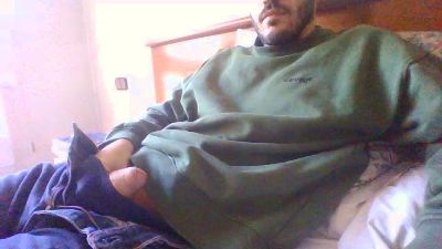 Alvarobcn34 webcam model stream image