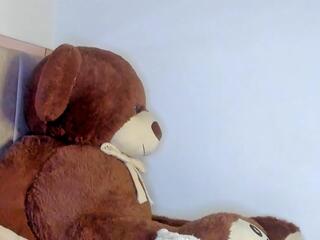 Chloe Bonnet webcam model stream image