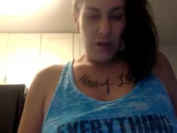 milfsfreaky69 webcam model stream image