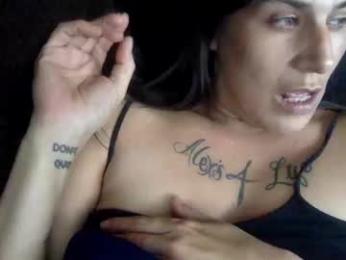 milfsfreaky69 webcam model stream image