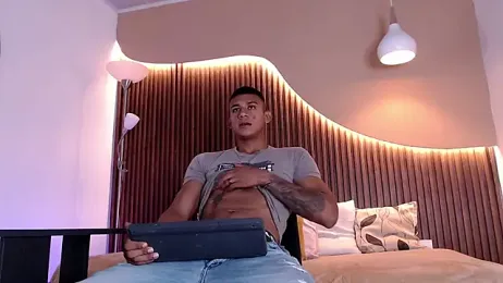 Aiden_steel webcam model stream image